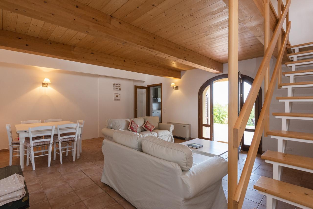 Agriturismo Terre Di Castiglione 卡斯蒂里昂纳·德拉佩 外观 照片